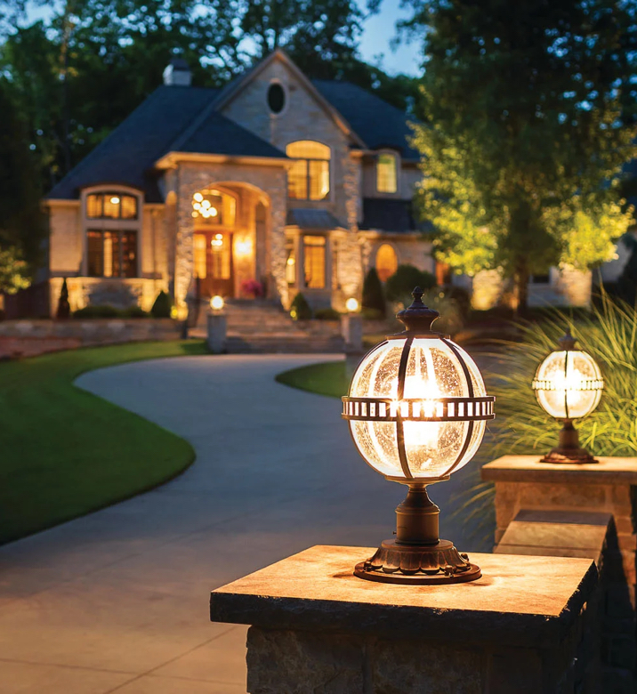 entrance lighting for residential home at dusk - Landscape lighting Orlando